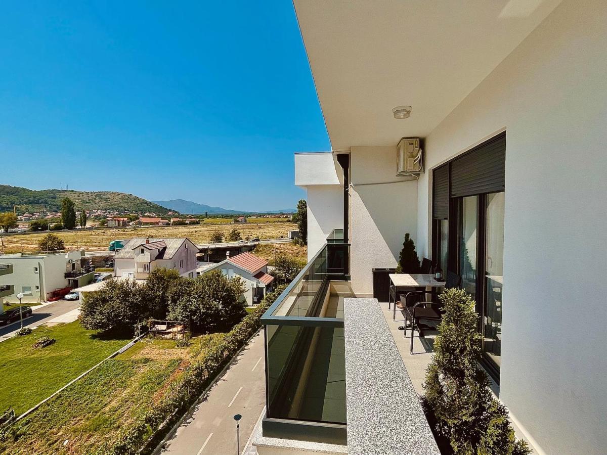 Vista Appartement Trebinje Buitenkant foto
